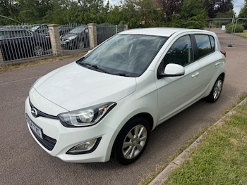 Used Hyundai i20 2014 for sale - 79074829: Photo
