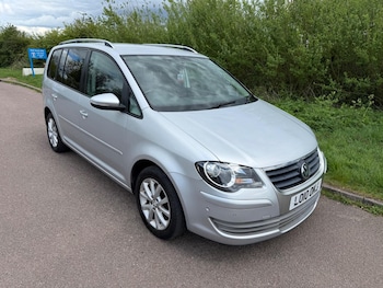 Used Volkswagen Touran 2010 for sale - 78319655: Photo