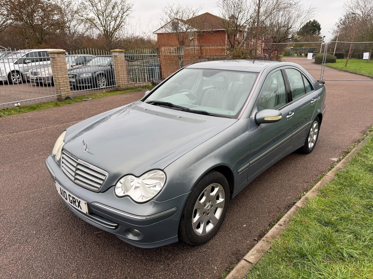 Used Mercedes-Benz C Class for sale - 76728489: Photo 3