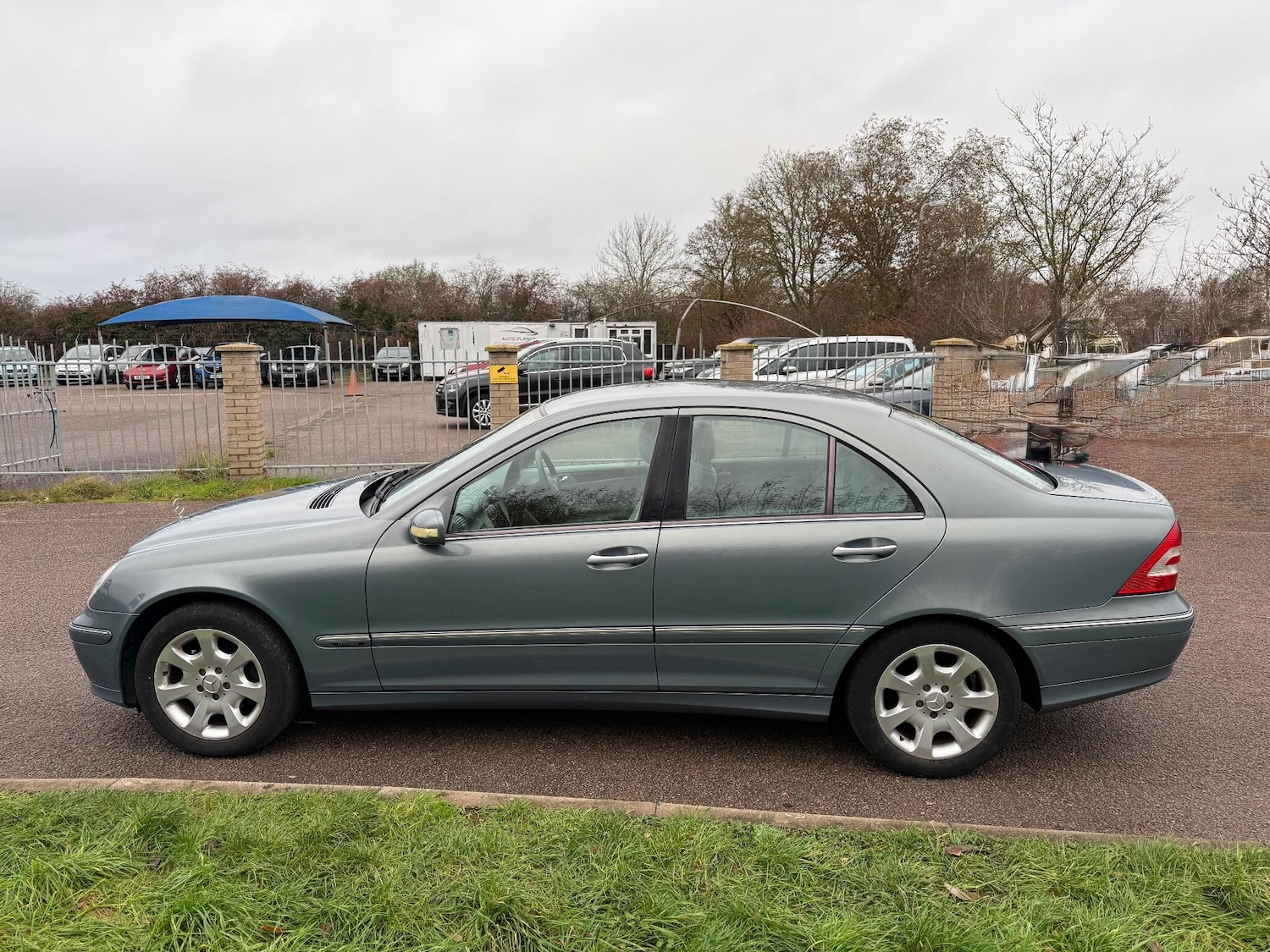 Used Mercedes-Benz C Class for sale - 76728489: Photo 5