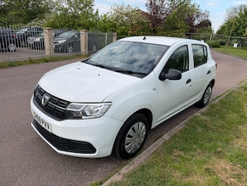 Used Dacia Sandero 2019 for sale - 78528664: Photo