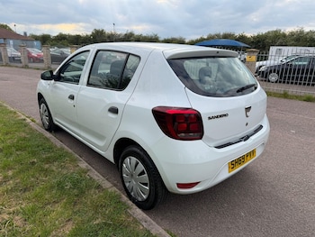 Used Dacia Sandero 2019 for sale - 78528664: Photo