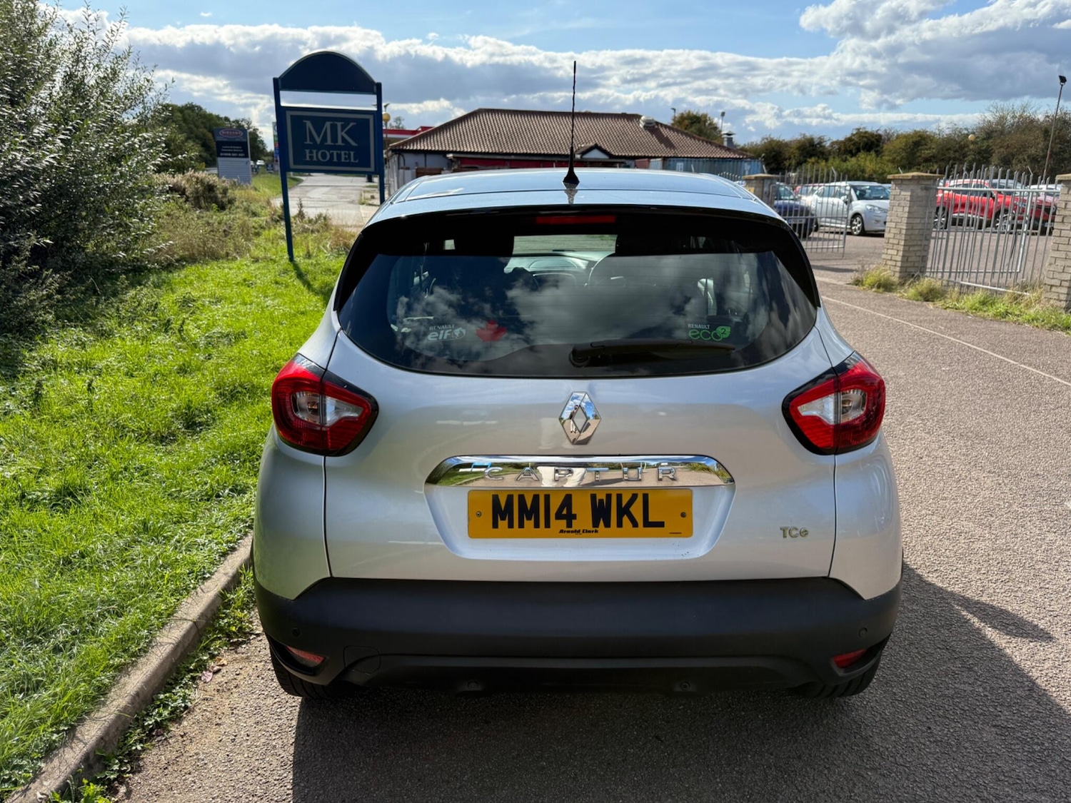 Used Renault Captur 2014 for sale - 76060045: Photo 6