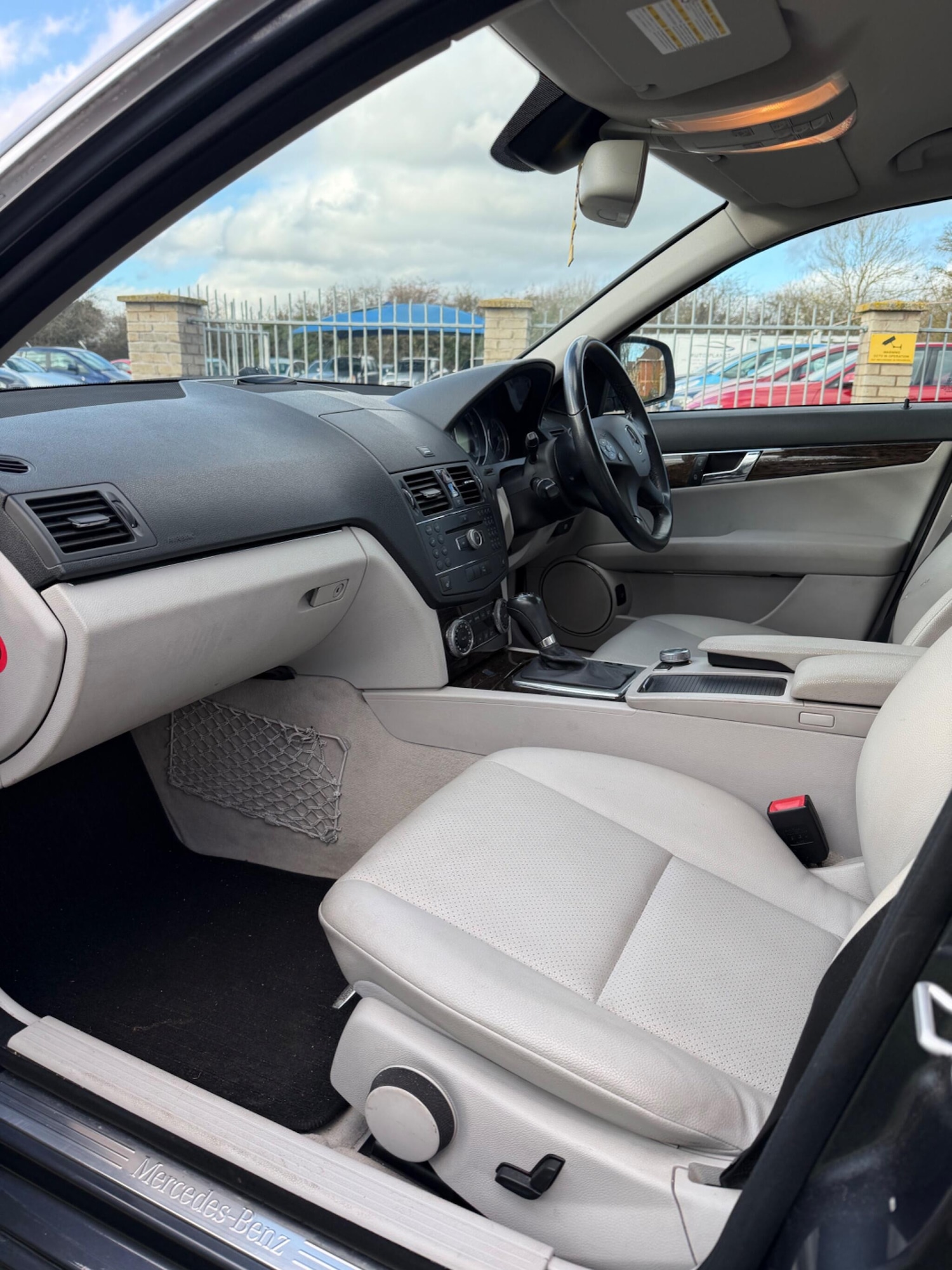 Used Mercedes-Benz C Class 2008 for sale - 77440833: Photo 15