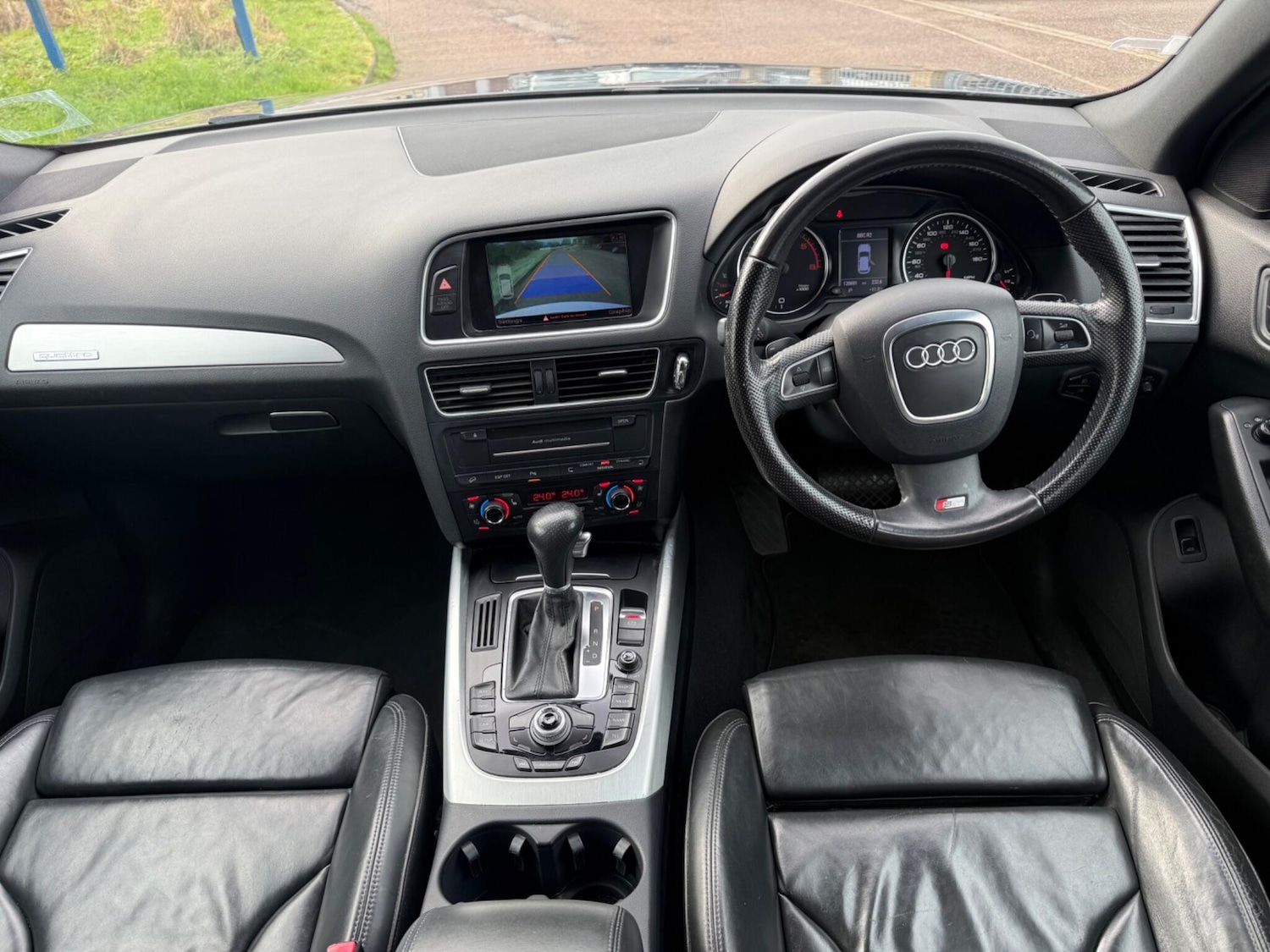 Used Audi Q5 2010 for sale - 77633147: Photo 8