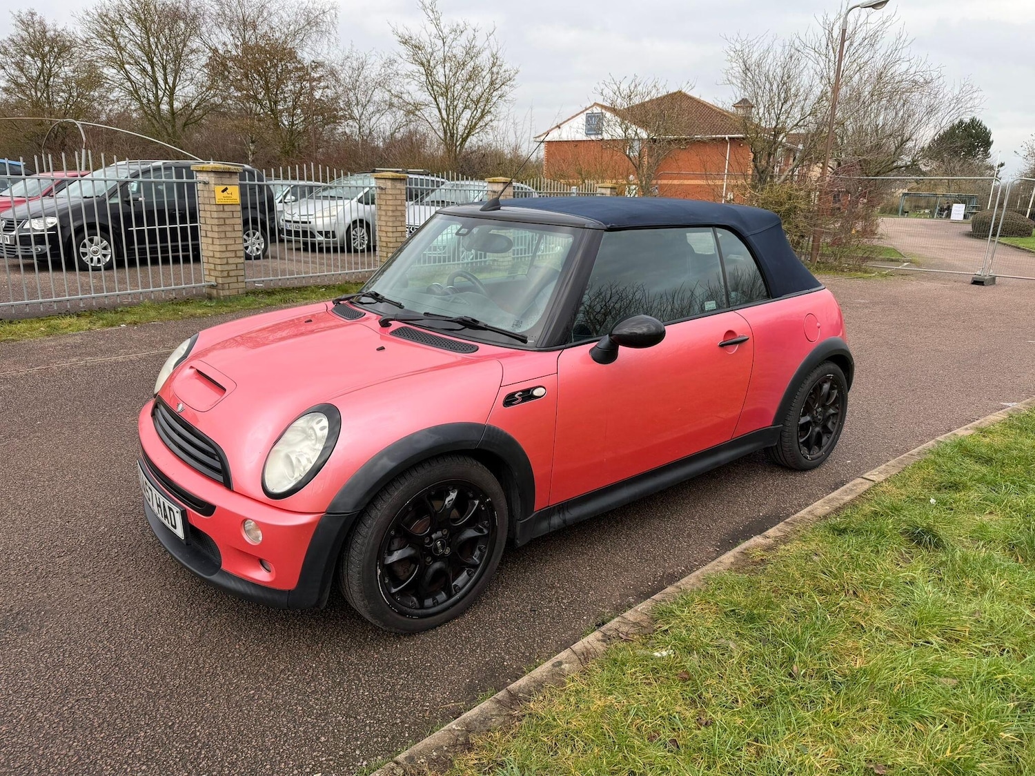 Used MINI Convertible 2008 for sale - 77376972: Photo 11