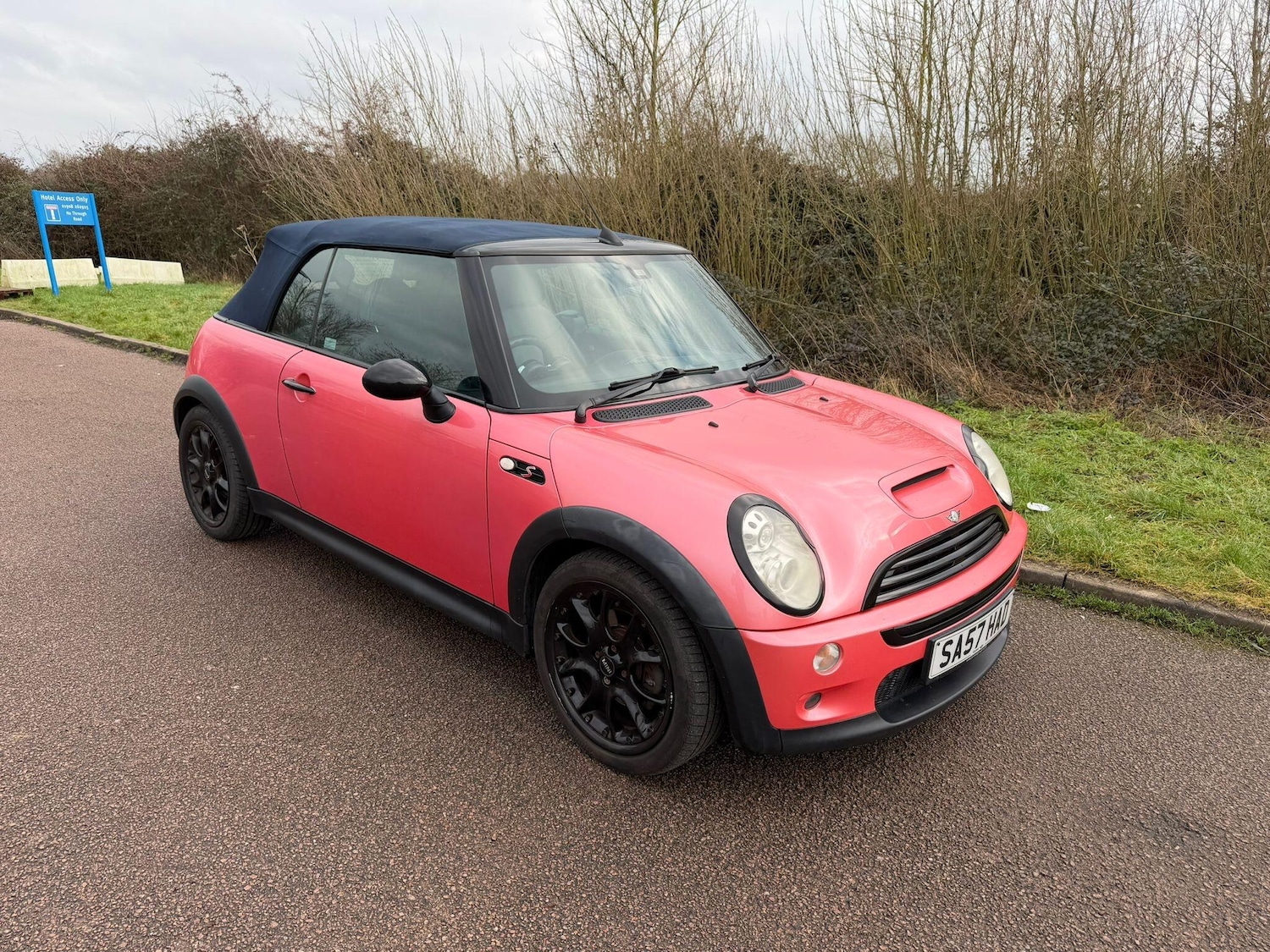 Used MINI Convertible 2008 for sale - 77376972: Photo 9