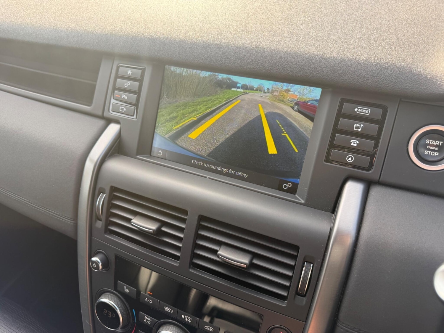 Used Land Rover Discovery Sport 2018 for sale - 77637686: Photo 14