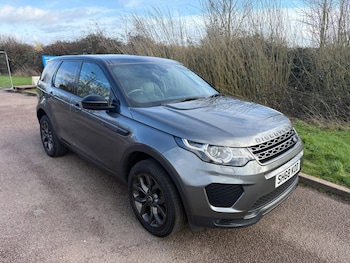 Used Land Rover Discovery Sport 2018 for sale - 77637686: Photo