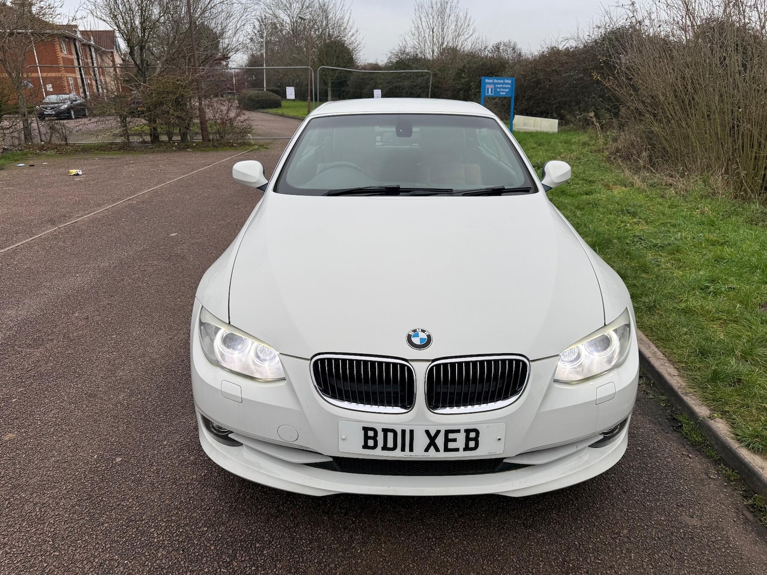 Used BMW 3 Series 2011 for sale - 77040576: Photo 10