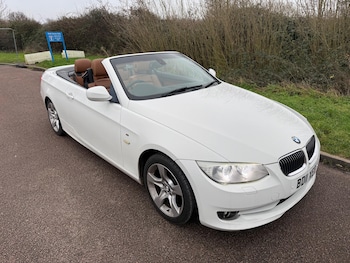 Used BMW 3 Series 2011 for sale - 77040576: Photo