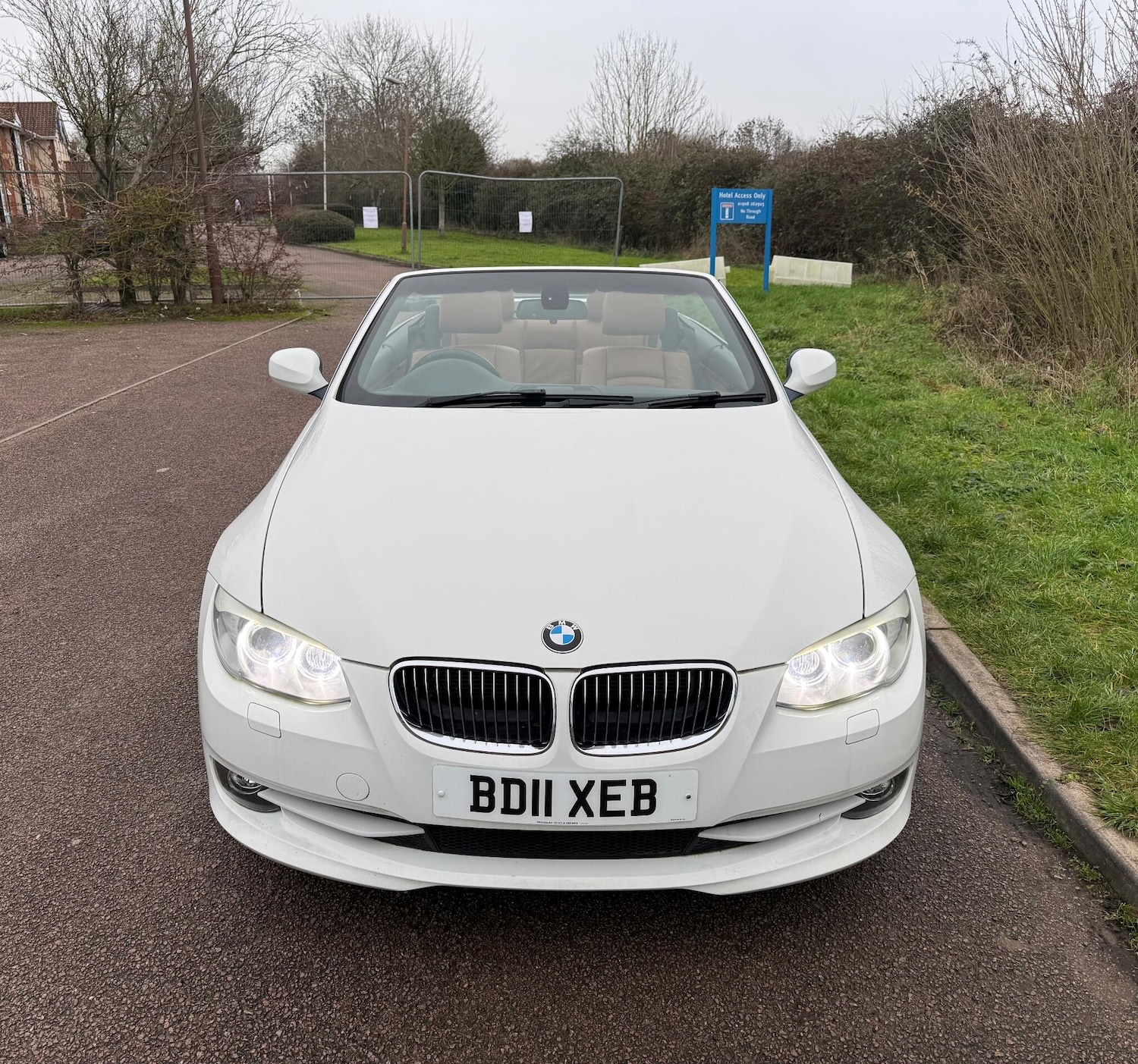 Used BMW 3 Series 2011 for sale - 77040576: Photo 2