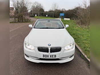 Used BMW 3 Series 2011 for sale - 77040576: Photo