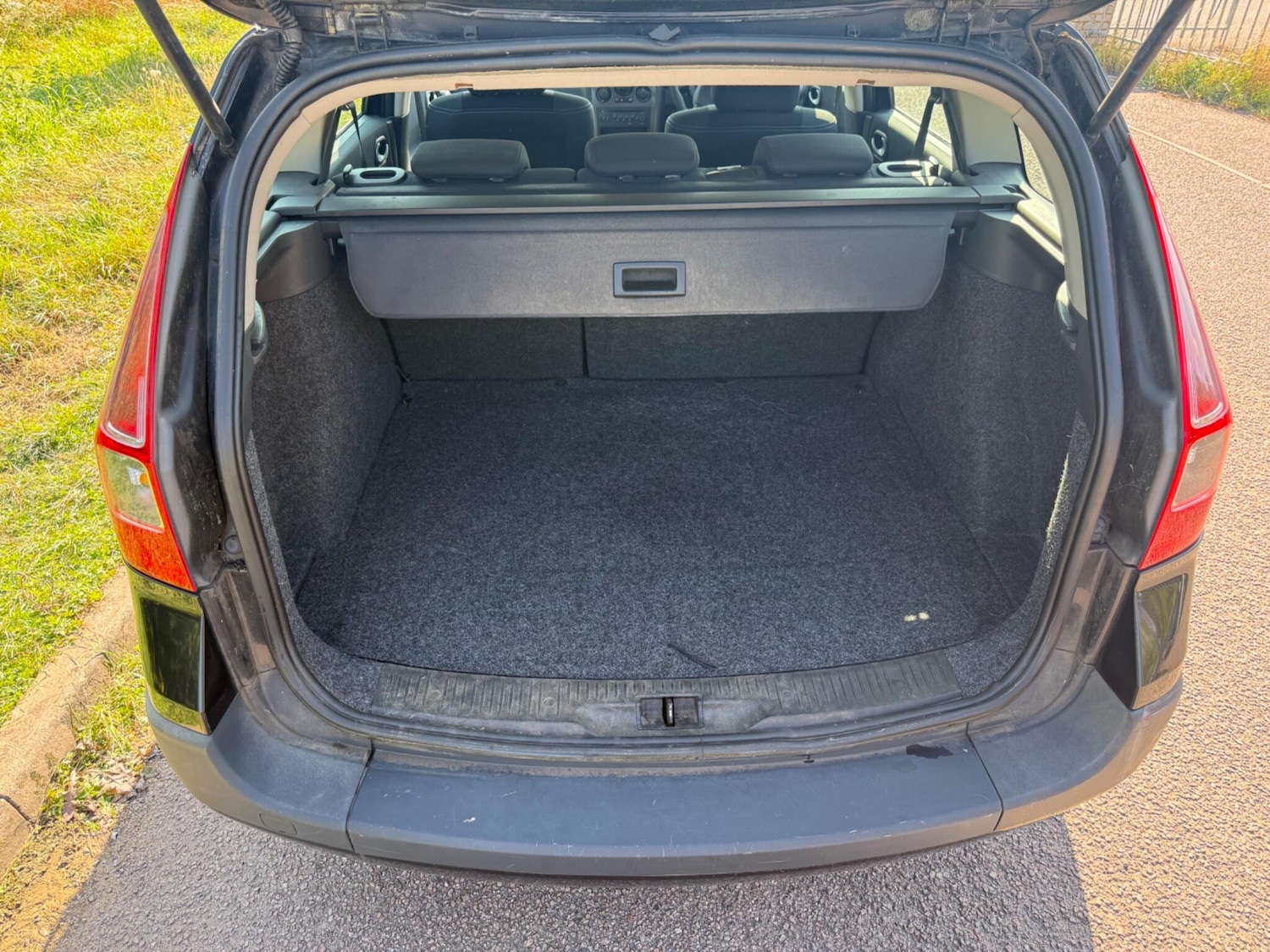 Used Renault Megane 2008 for sale - 76283639: Photo 15