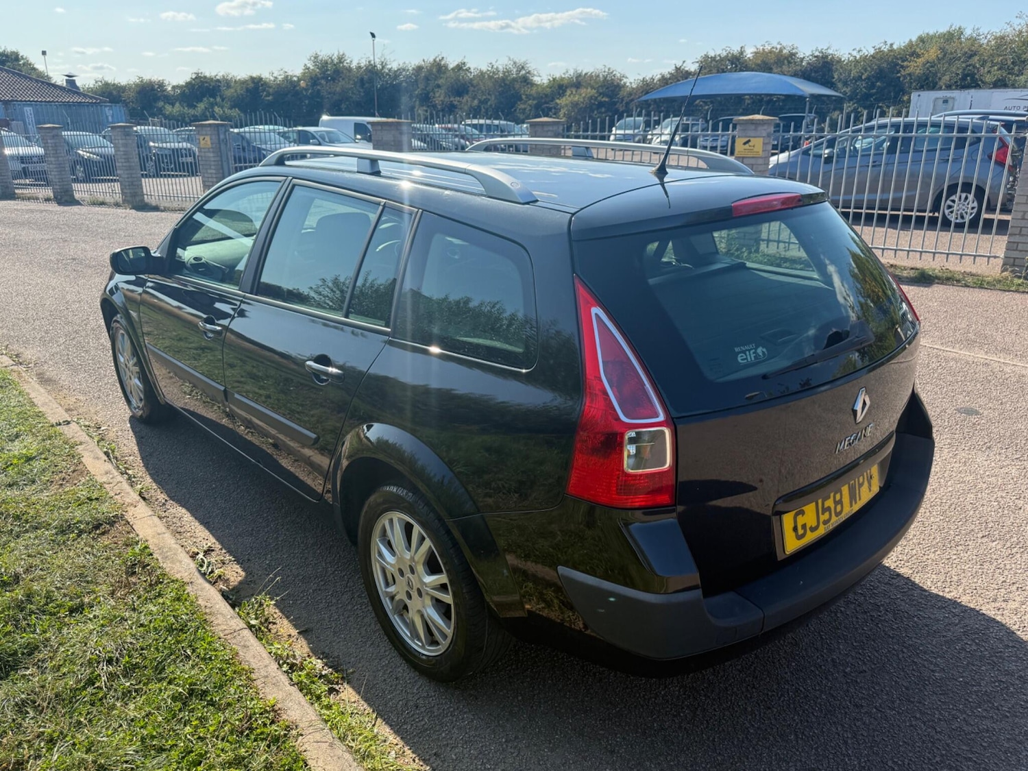 Used Renault Megane 2008 for sale - 76283639: Photo 4