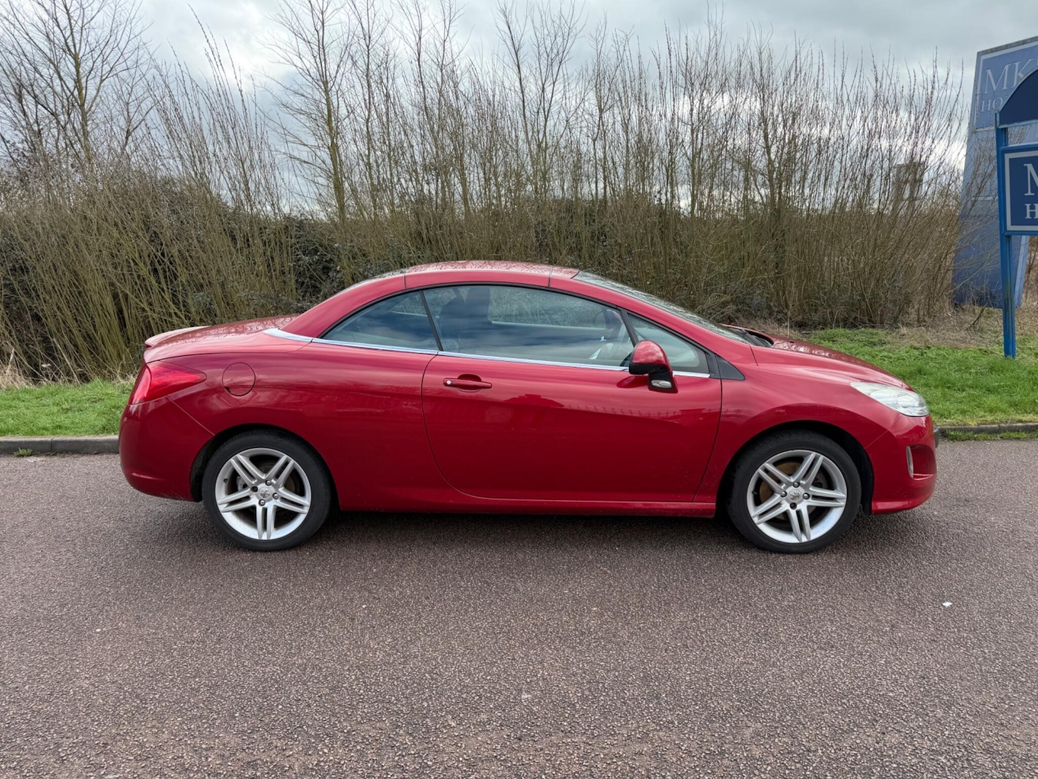 Used Peugeot 308 2010 for sale - 77671921: Photo 16