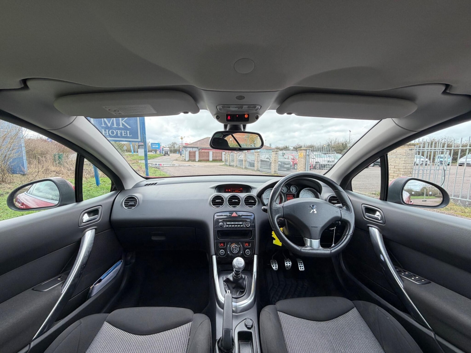 Used Peugeot 308 2010 for sale - 77671921: Photo 17