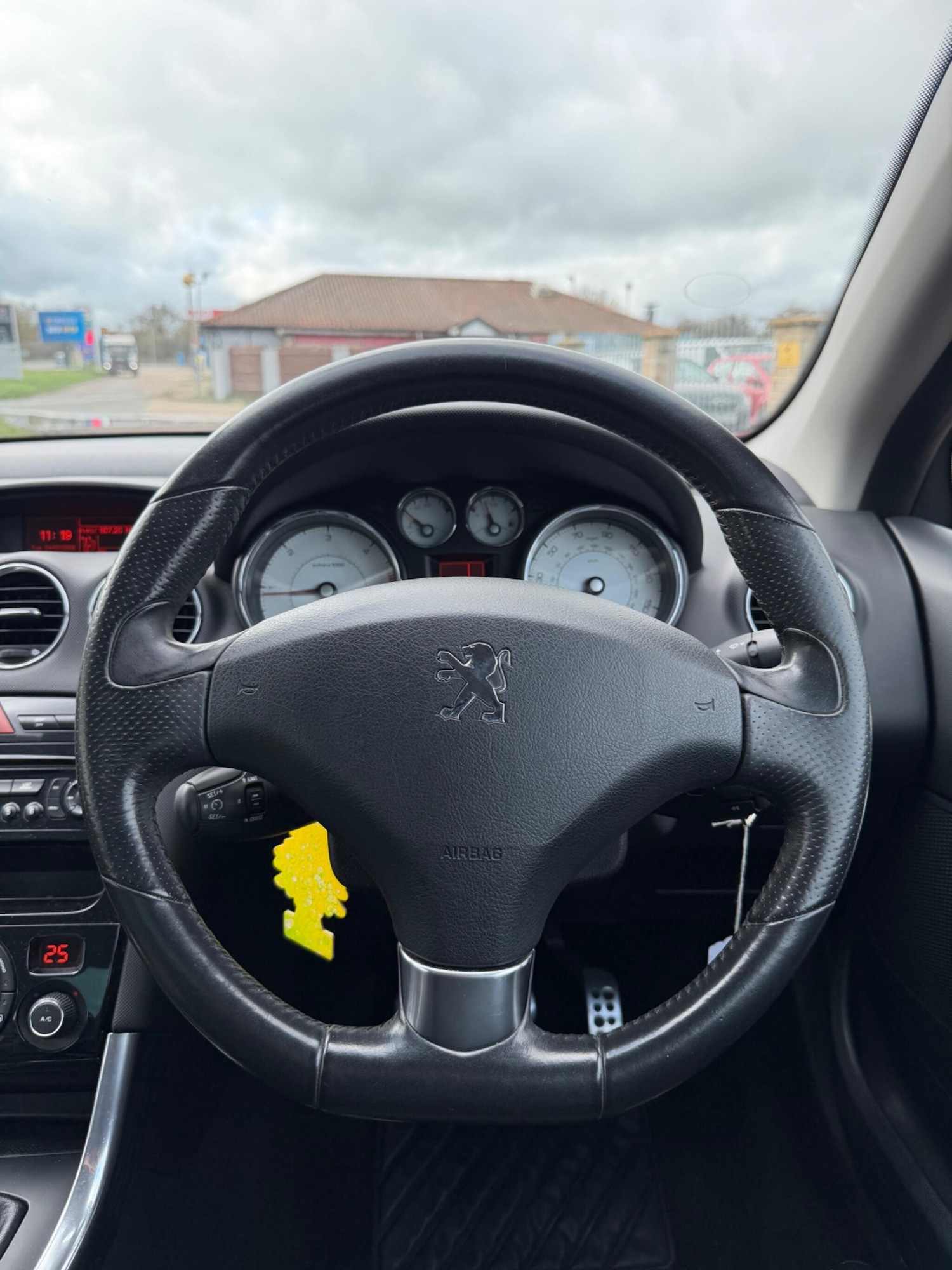 Used Peugeot 308 2010 for sale - 77671921: Photo 22