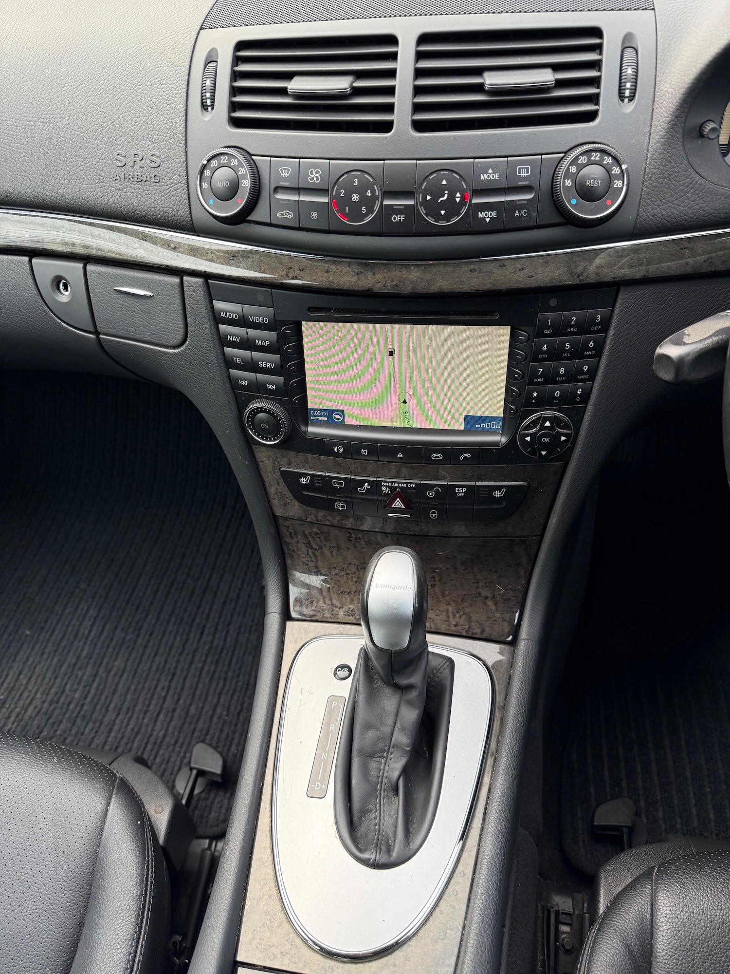 Used Mercedes-Benz E Class for sale - 76728369: Photo 11