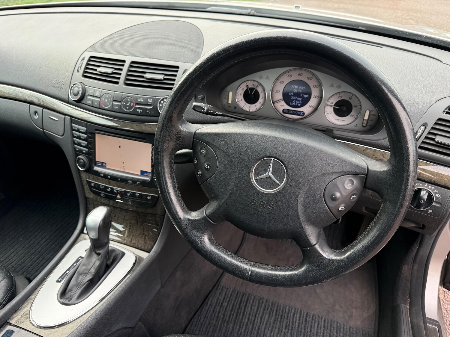 Used Mercedes-Benz E Class for sale - 76728369: Photo 12