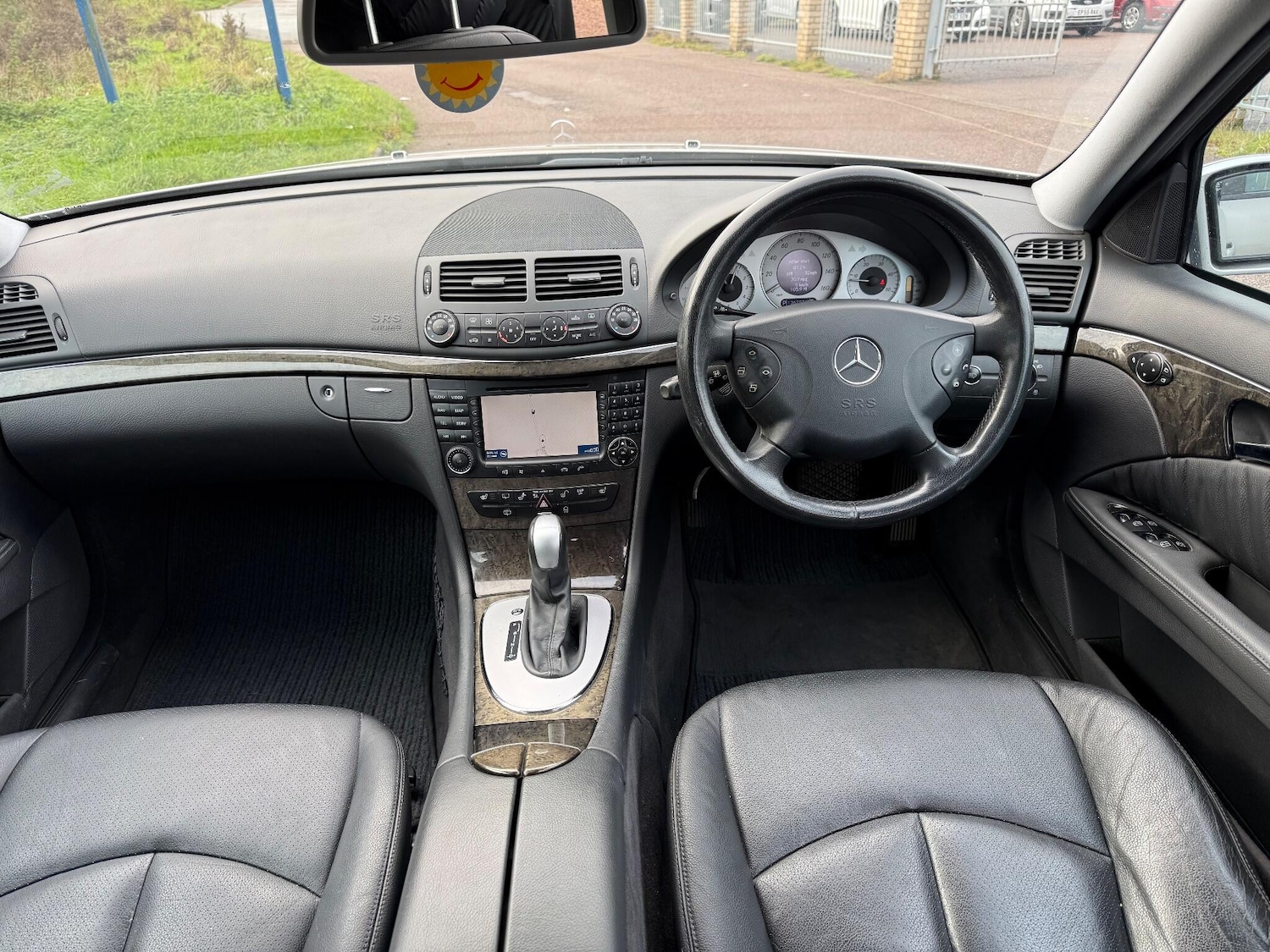 Used Mercedes-Benz E Class for sale - 76728369: Photo 8