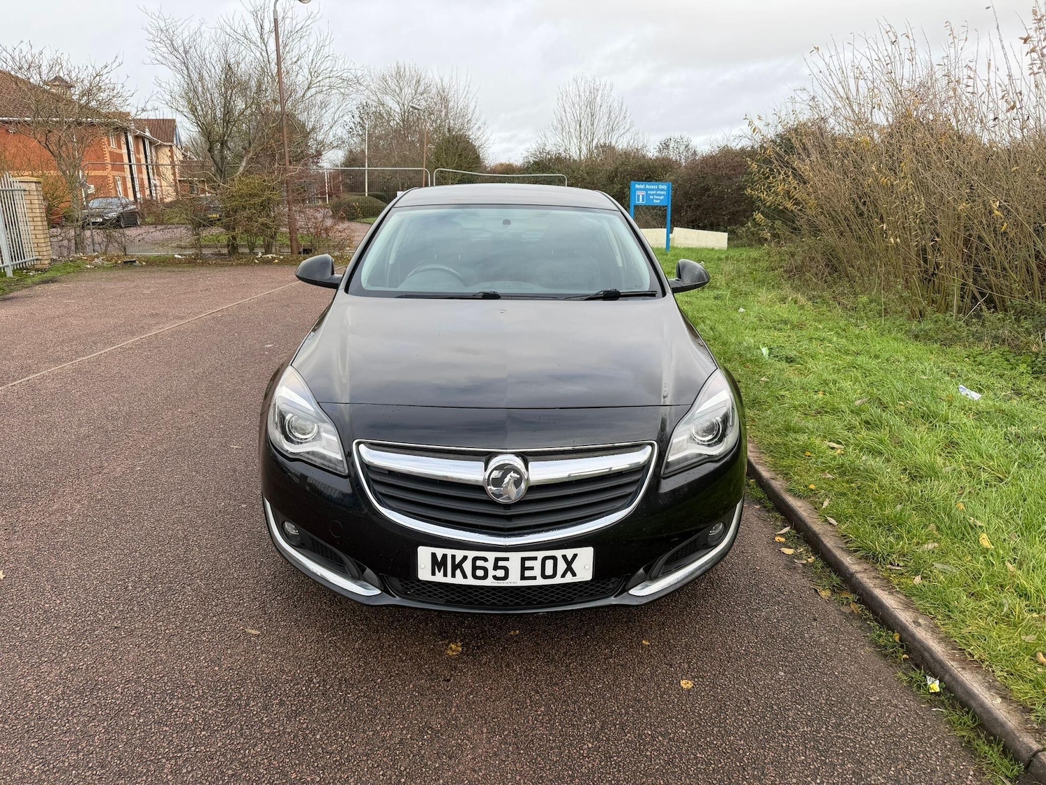 Used Vauxhall Insignia 2015 for sale - 76850192: Photo 2