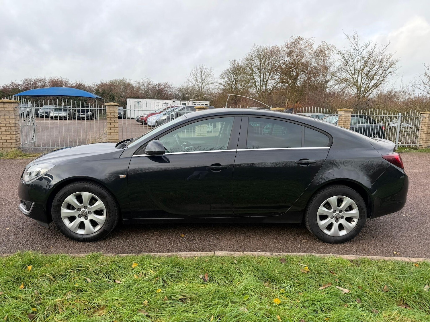 Used Vauxhall Insignia 2015 for sale - 76850192: Photo 5