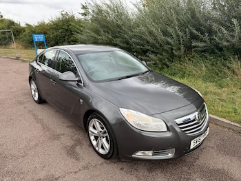 Vauxhall - Insignia
