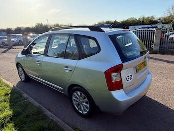 Used Kia Carens 2010 for sale - 78334612: Photo
