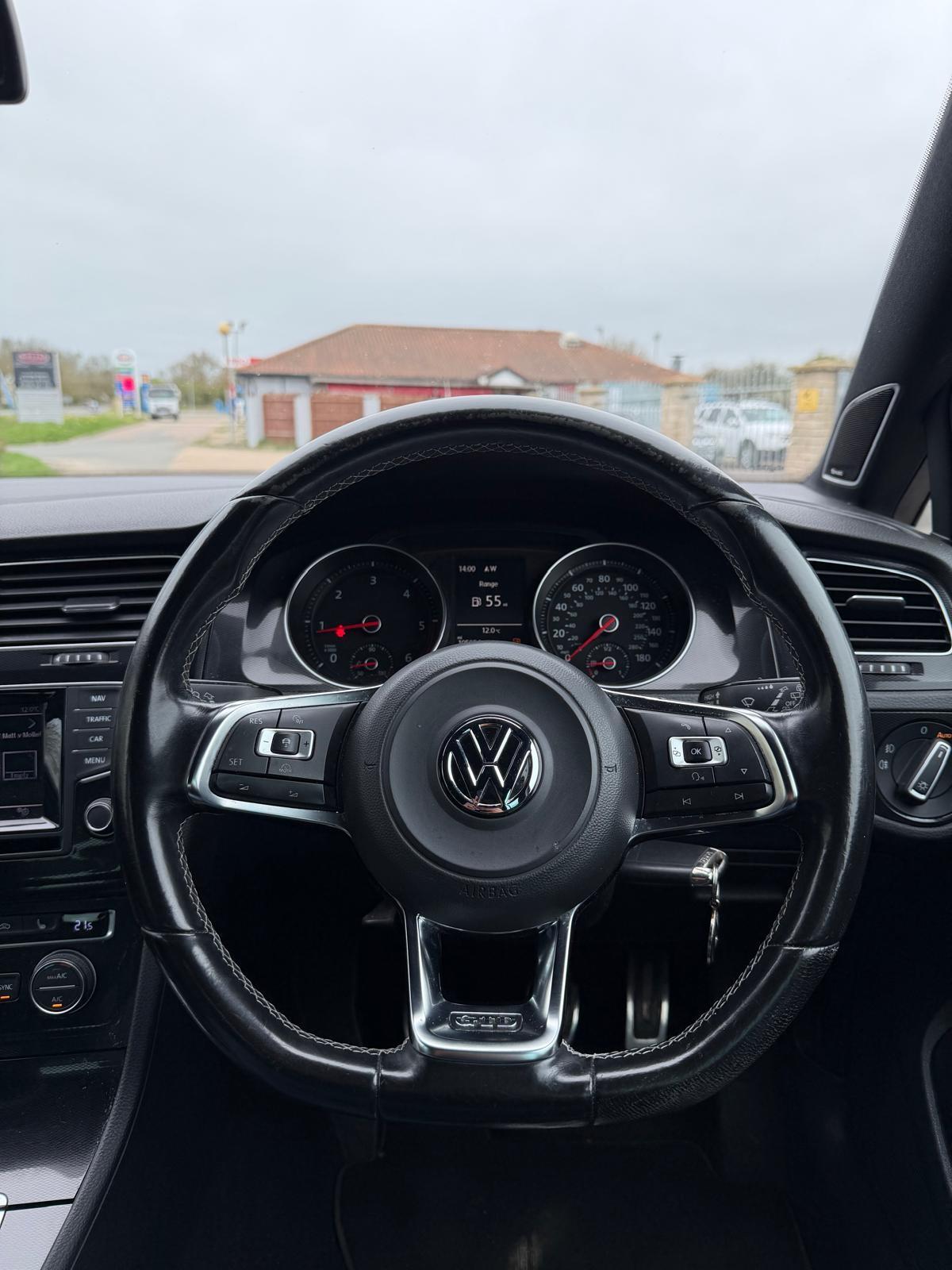 Used Volkswagen Golf 2014 for sale - 78007275: Photo 11