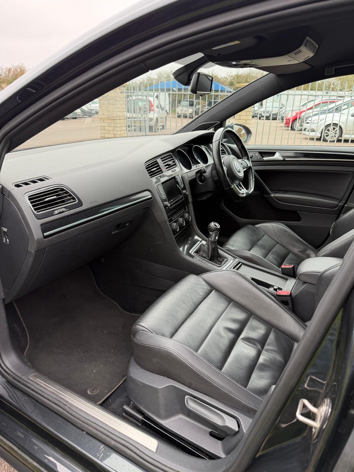 Used Volkswagen Golf 2014 for sale - 78007275: Photo 14