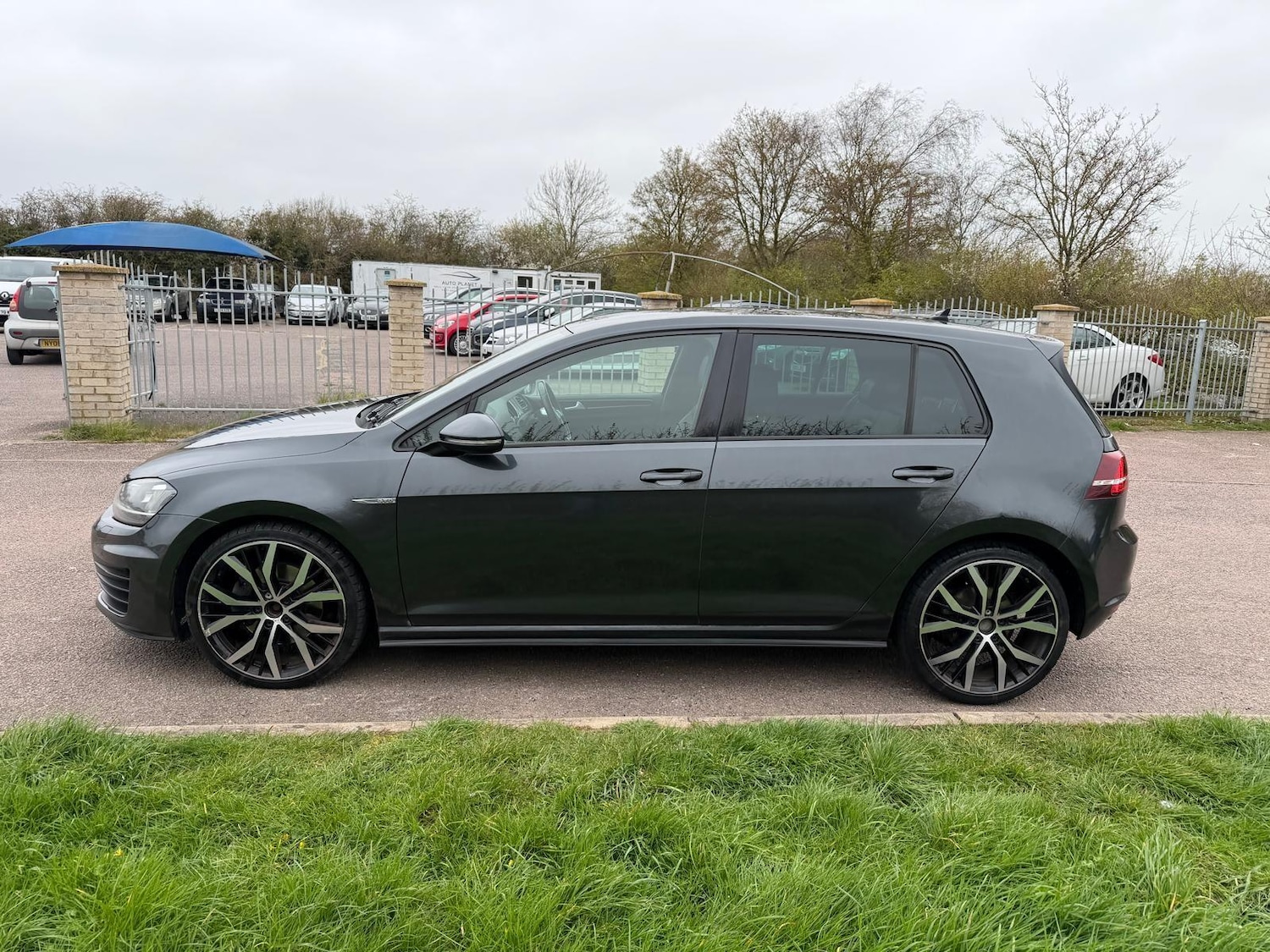 Used Volkswagen Golf 2014 for sale - 78007275: Photo 5