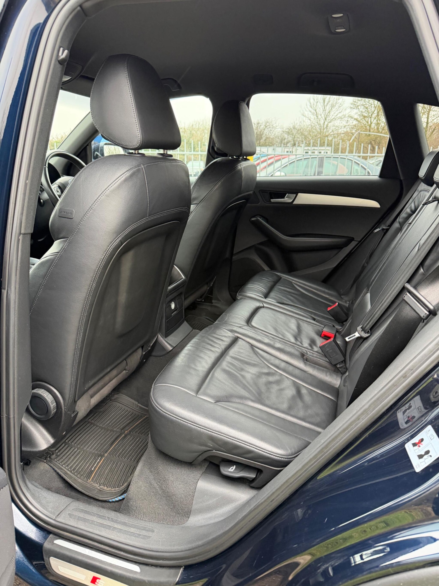 Used Audi Q5 2010 for sale - 77425072: Photo 16