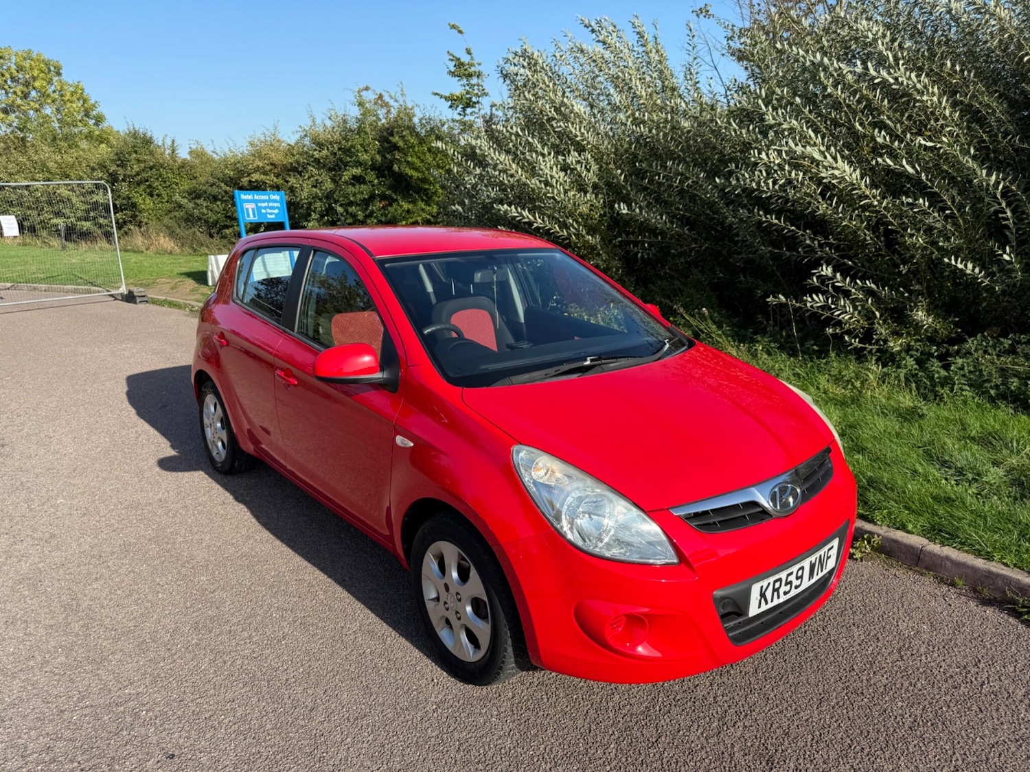 Used Hyundai i20 2009 for sale - 76013875: Photo 1