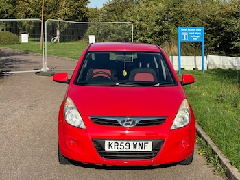 Used Hyundai i20 2009 for sale - 76013875: Photo 2