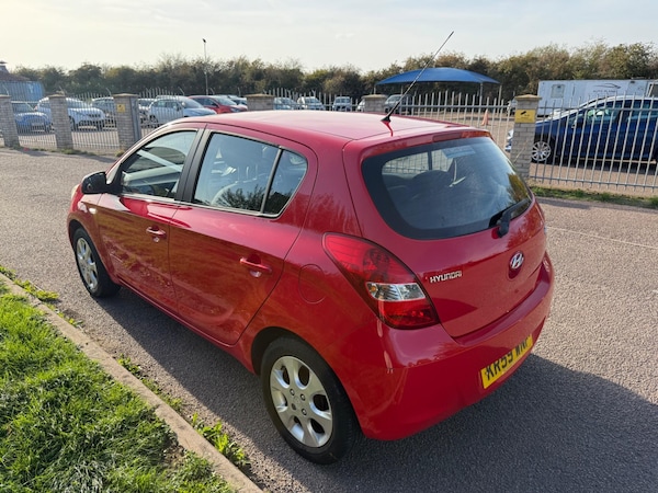 Used Hyundai i20 2009 for sale - 76013875: Photo 4