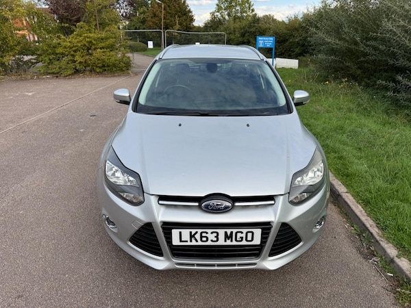 Used Ford Focus 2013 for sale - 76094209: Photo 2