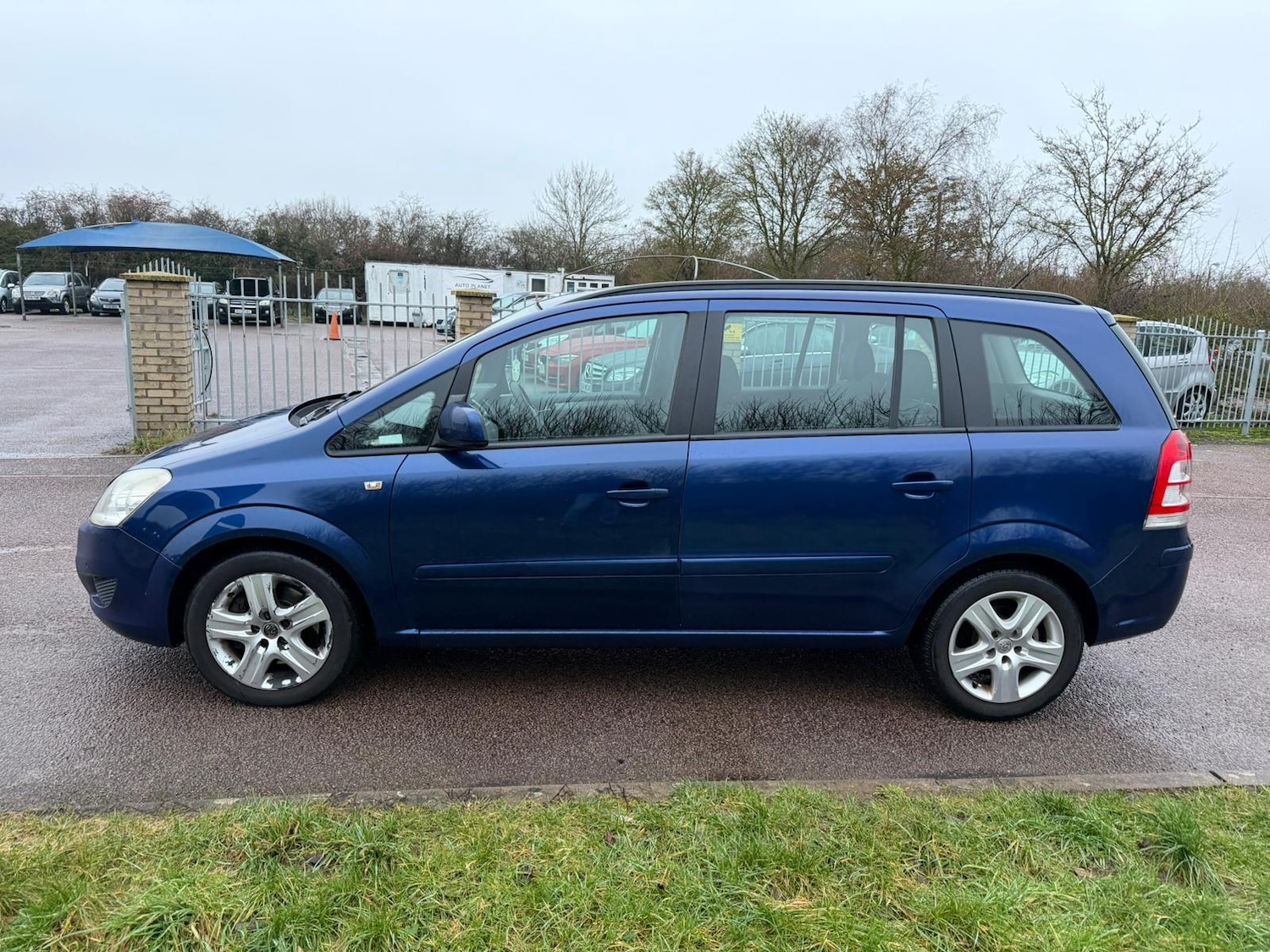 Used Vauxhall Zafira 2010 for sale - 77455804: Photo 5