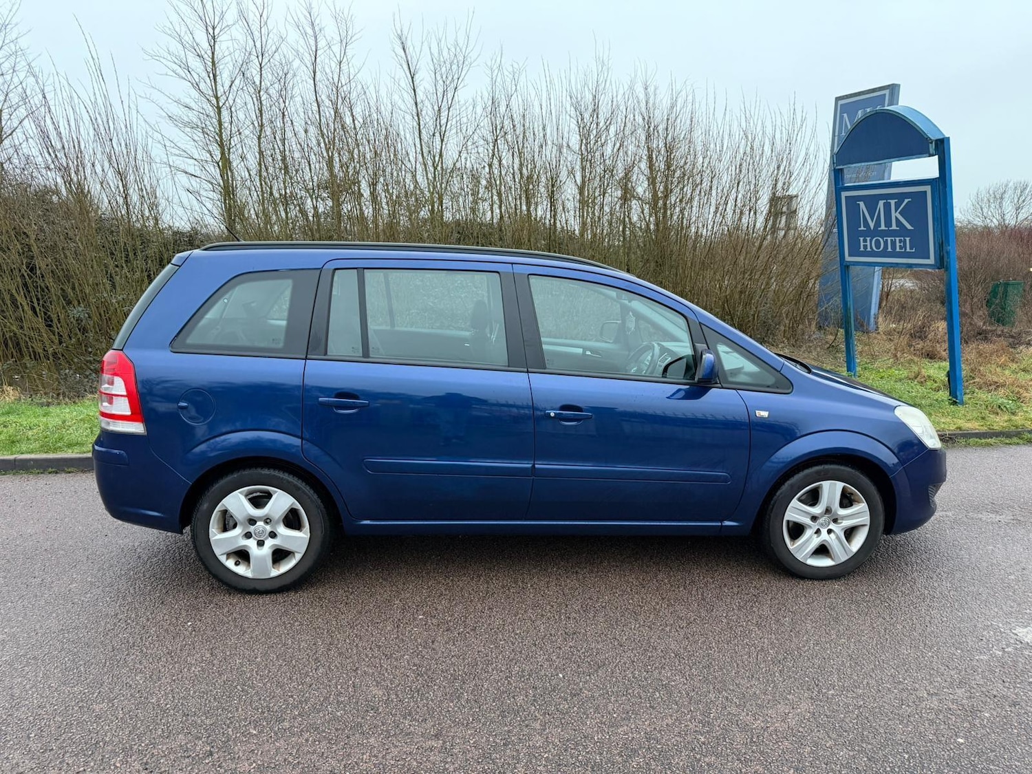Used Vauxhall Zafira 2010 for sale - 77455804: Photo 8
