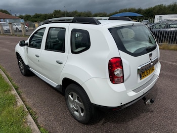 Used Dacia Duster 2014 for sale - 78830558: Photo