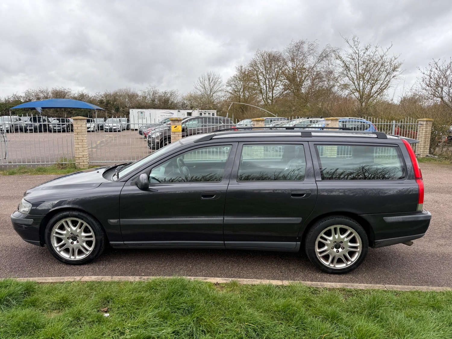 Used Volvo V70 2002 for sale - 77909128: Photo 4