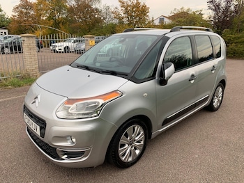 Used Citroen C3 Picasso 2010 for sale - 76151963: Photo