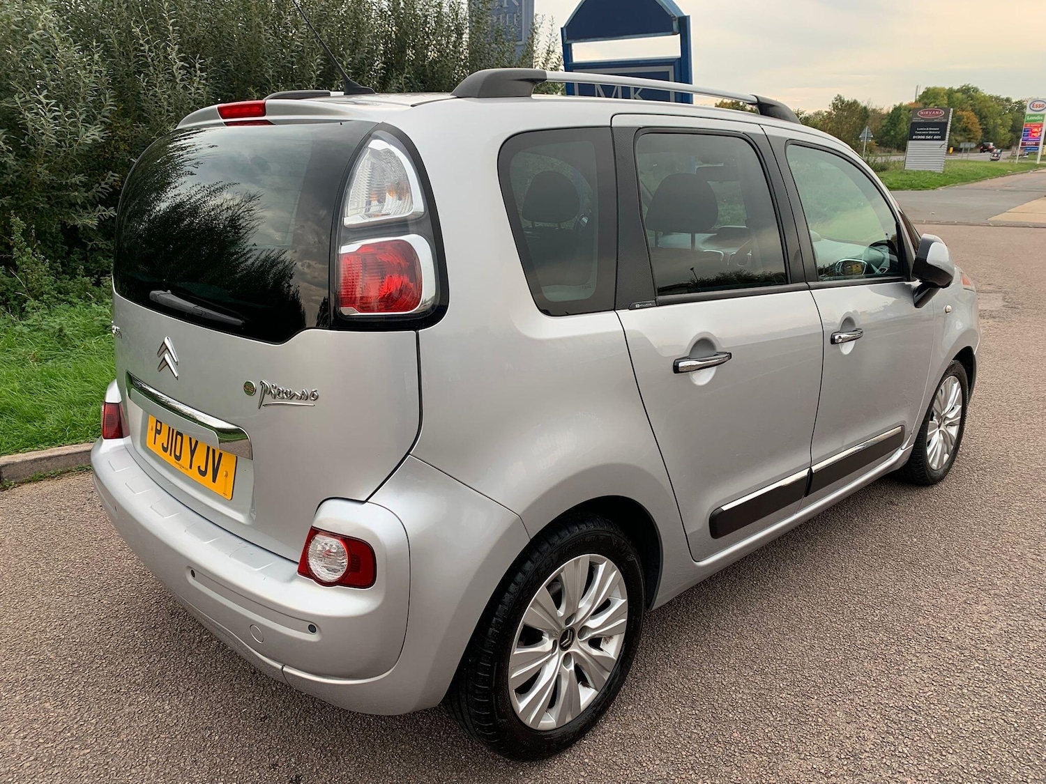 Used Citroen C3 Picasso 2010 for sale - 76151963: Photo 7