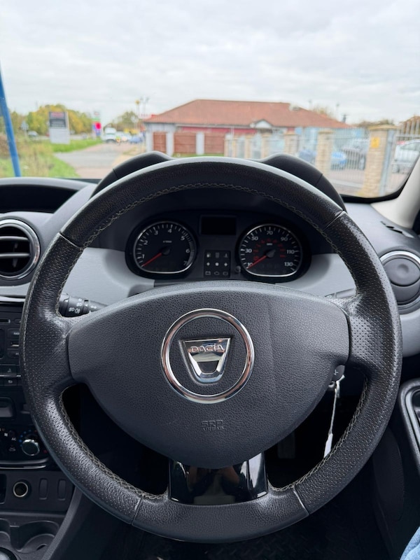 Used Dacia Duster 2014 for sale - 76306767: Photo 11