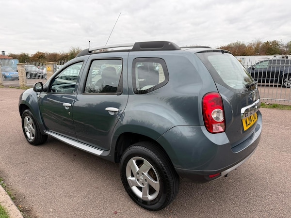 Used Dacia Duster 2014 for sale - 76306767: Photo 4
