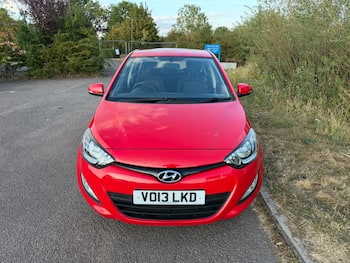 Used Hyundai i20 2013 for sale - 79635170: Photo