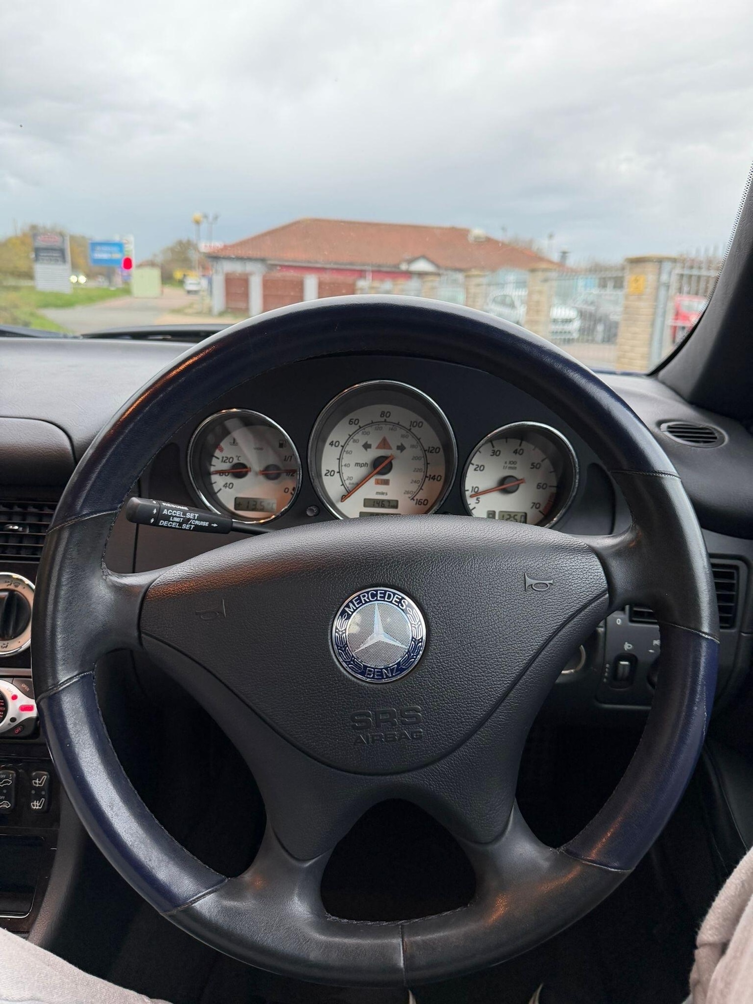 Used Mercedes-Benz SLK 2003 for sale - 76457638: Photo 15