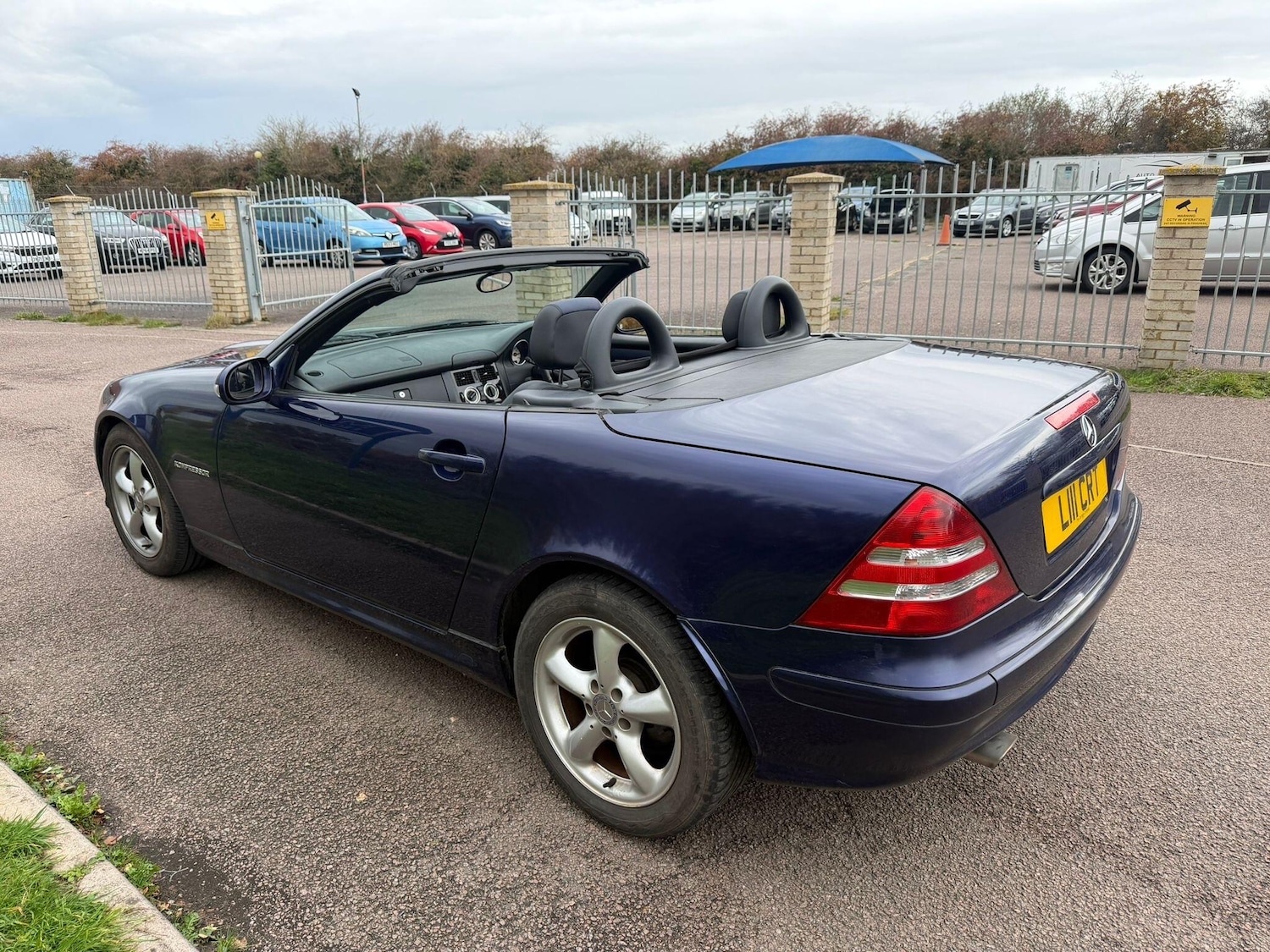 Used Mercedes-Benz SLK 2003 for sale - 76457638: Photo 5
