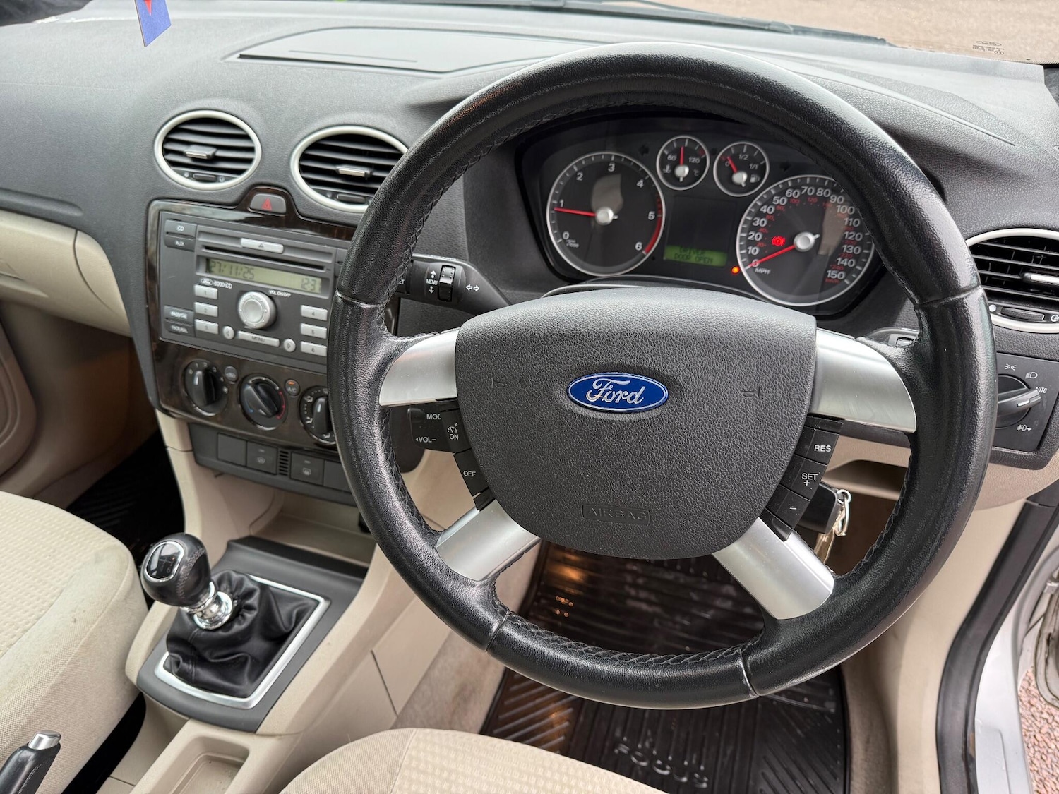 Used Ford Focus 2005 for sale - 76728559: Photo 11