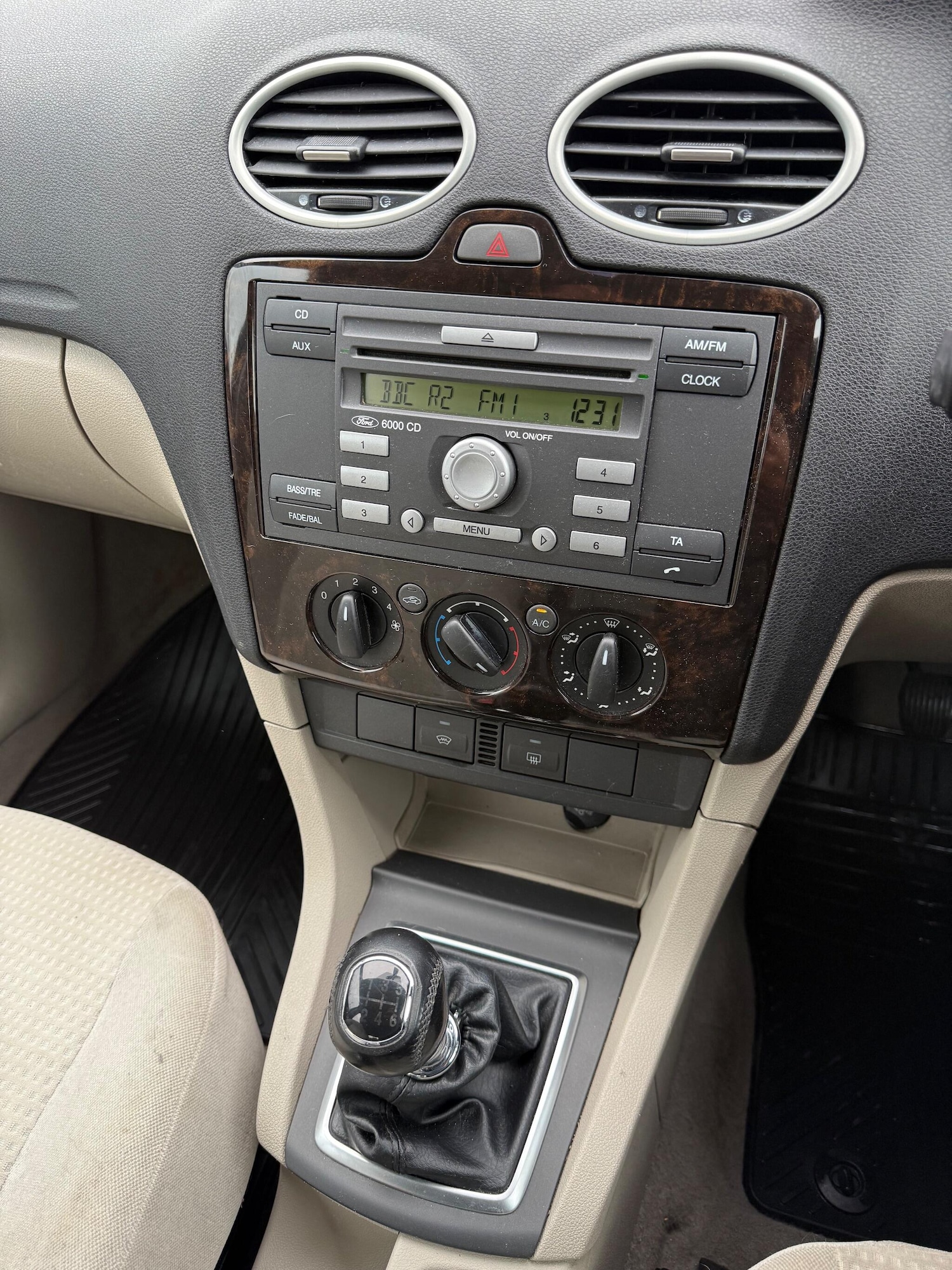 Used Ford Focus 2005 for sale - 76728559: Photo 12